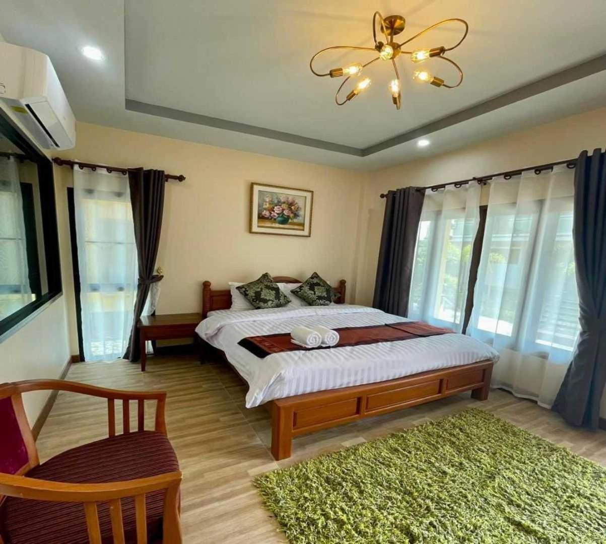 Capital O 75518 Baan Rose Resort Ao Luk Екстериор снимка
