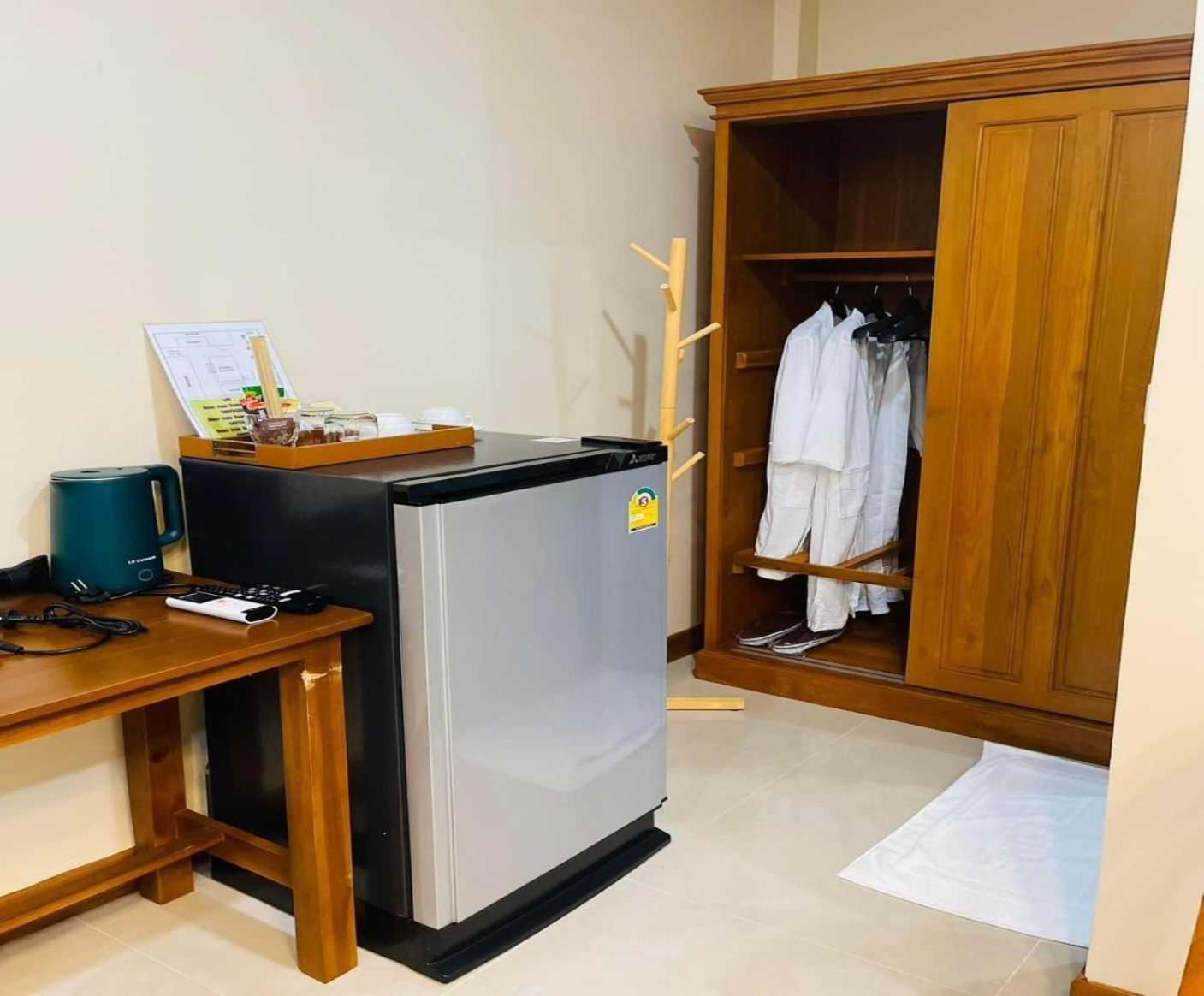 Capital O 75518 Baan Rose Resort Ao Luk Екстериор снимка